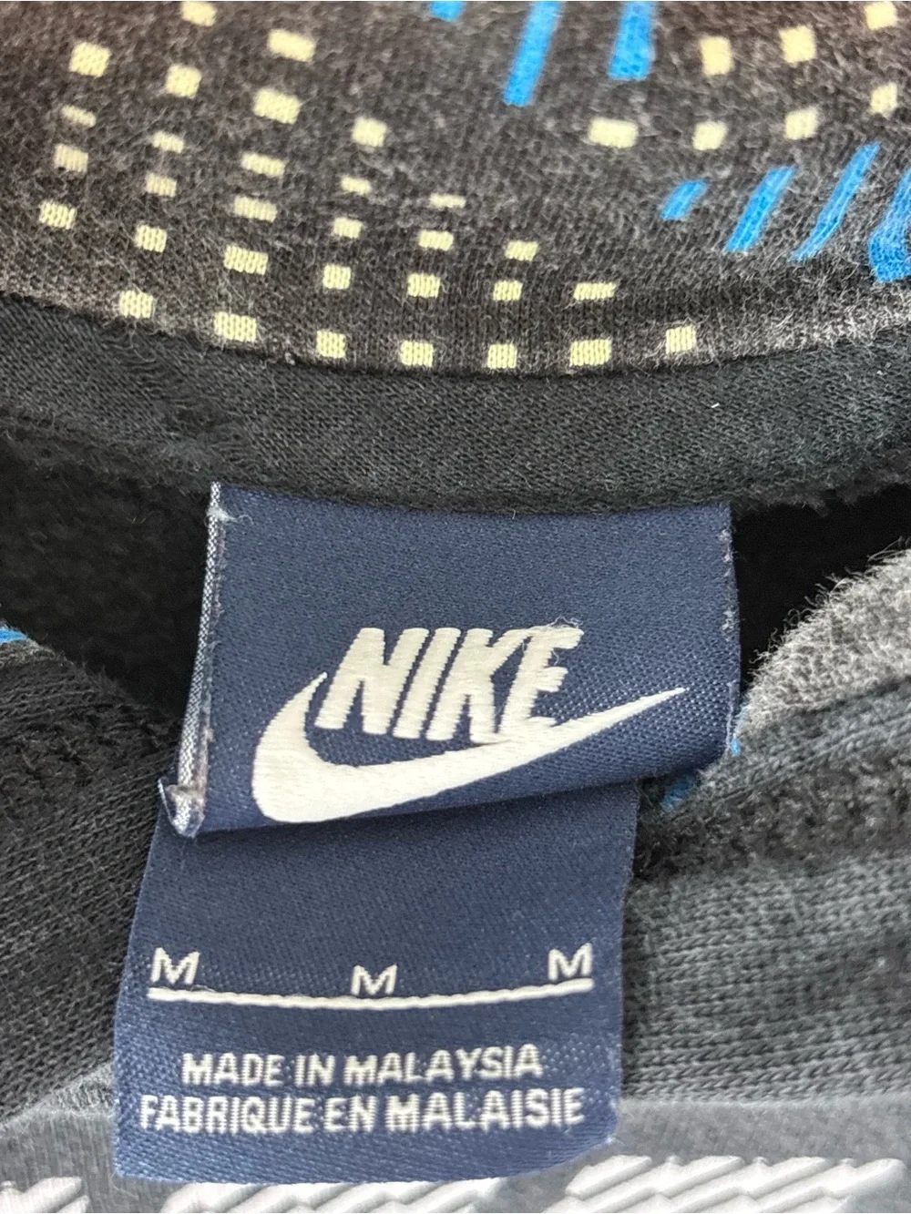 Nike Boys’ Hoodie — Youth Medium — Navy/Gray with Neon Graphic